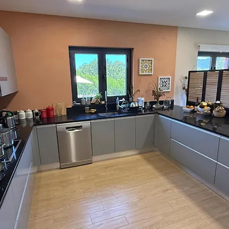 Casa Por Do Sol Overlooking Lima *