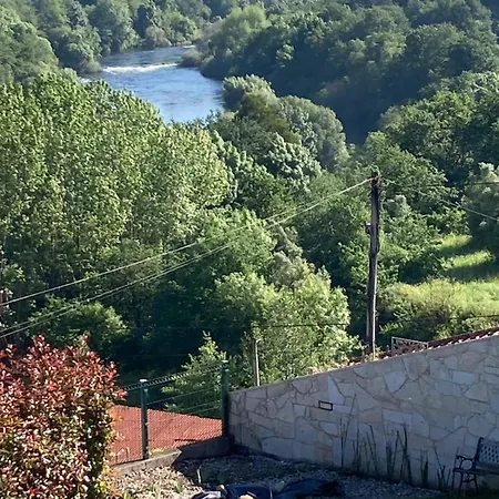 Holiday home Casa Por Do Sol Overlooking Lima Salamonde