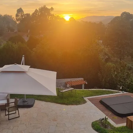 Casa Por Do Sol Overlooking Lima * Salamonde