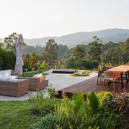 Casa Por Do Sol Overlooking Lima * Salamonde