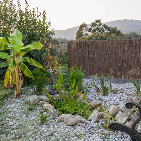 Casa Por Do Sol Overlooking Lima 펜션 *