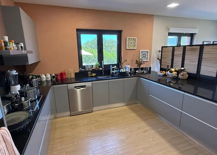 Casa Por Do Sol Overlooking Lima *