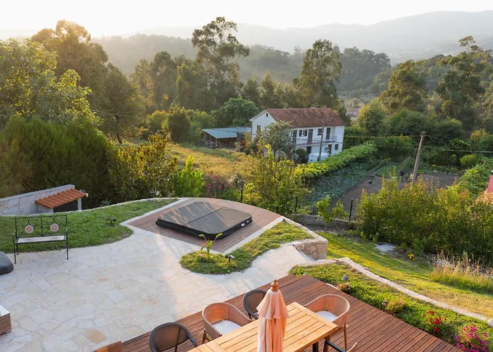 Casa Por Do Sol Overlooking Lima * Salamonde